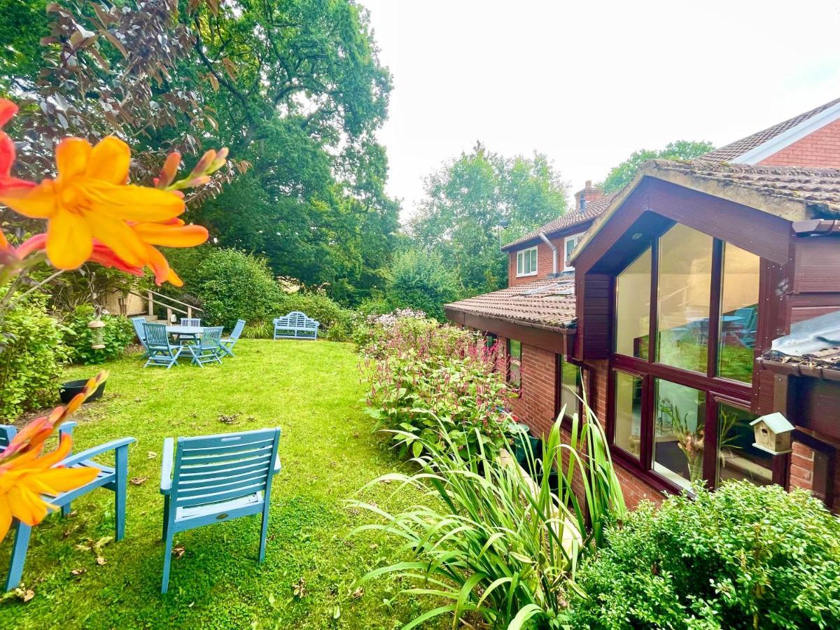 Penderi House Usk With Cymru Holidays 外观 照片